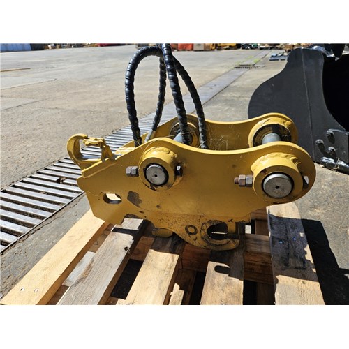 EQ11 (4855210) 05